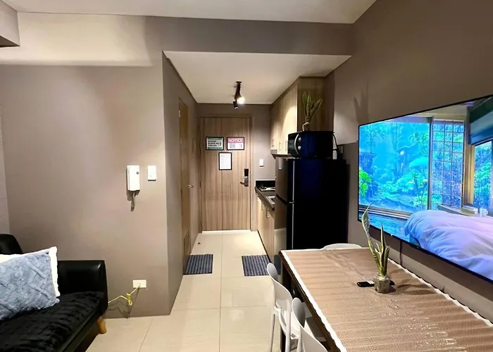 Staycation Pasay Near Airport & Mall Of 990 بيت للعطل